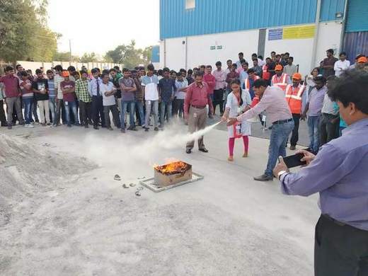 Extinguisher discharge under instruction